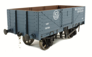 Brand new Dapol ICI 5 plank wagon