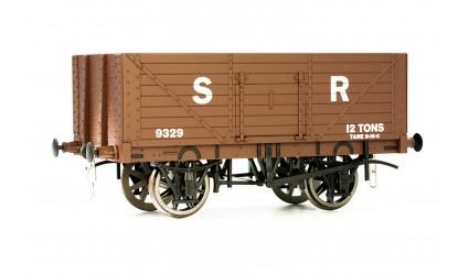 SR liveried 8 plank