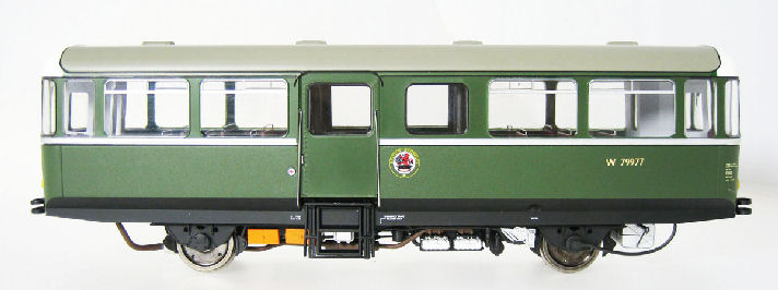 Heljan AC Railbus Dark Green with Speed Whiskers