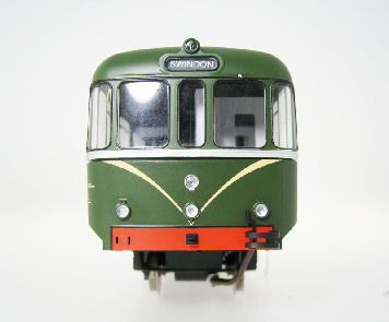 Heljan AC Railbus Dark Green with small yellow warning panels end detail