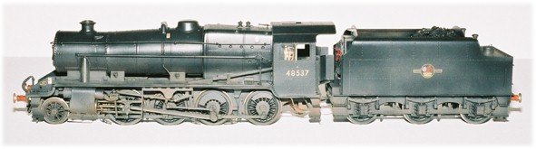 Slight weathering is very striking on the rivet 8F